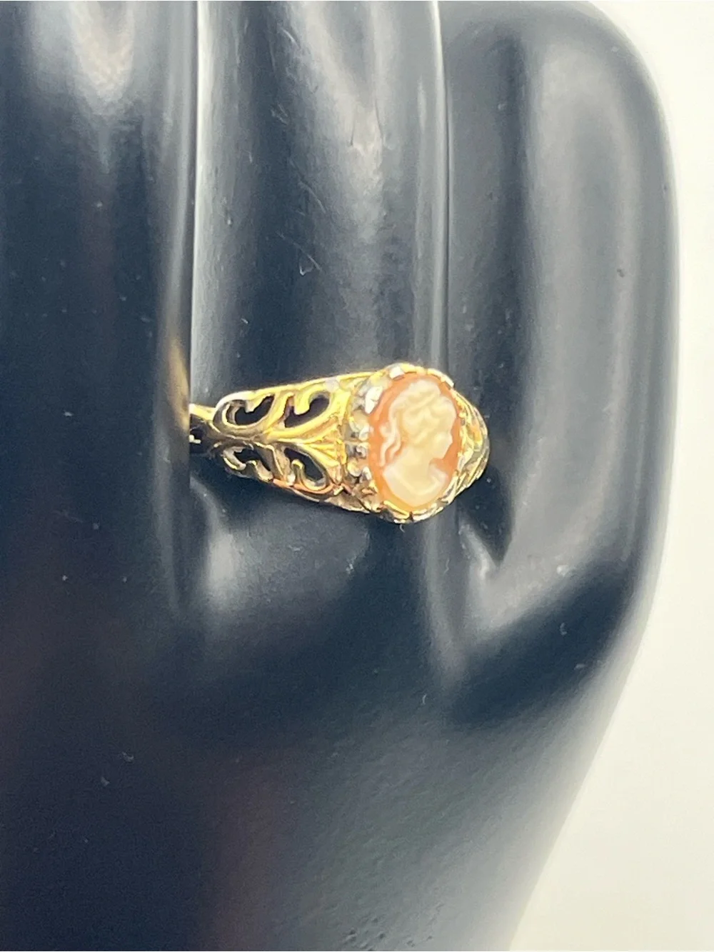 18k HGE gold electroplated filigree scroll Cameo vintage ring size 9